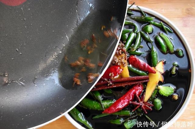 黄瓜|冬天要多吃腌黄瓜,教你饭店不外传秘制做法,学会不怕冬天没菜吃