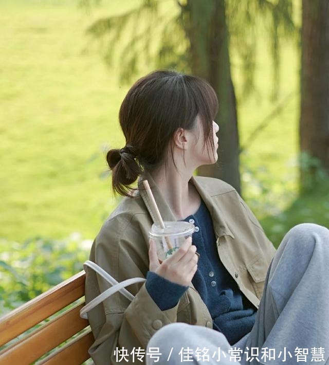 麻花辫 发型也是挑人的,选对发型很重要,这些日常百搭的发型不要错过!