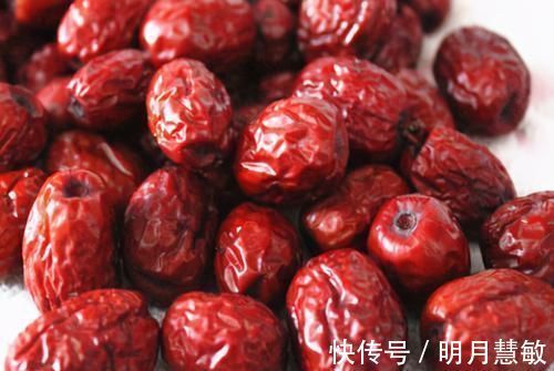 大杏仁|45块钱一斤的网红奶枣，在家做比牛轧糖还简单，成本实惠还省事