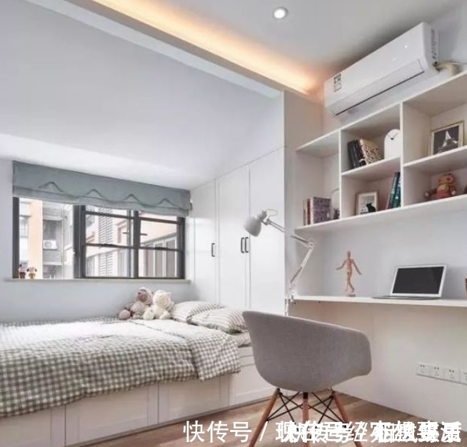 空间|参观闺蜜的98㎡小三居,衣帽间的布置很高级,打开柜门后让我心动