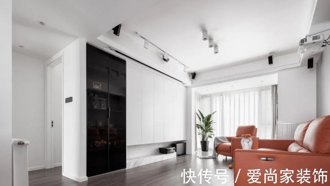 收纳|100㎡只刷乳胶漆,没有吊顶不做造型,把家装得干干净净