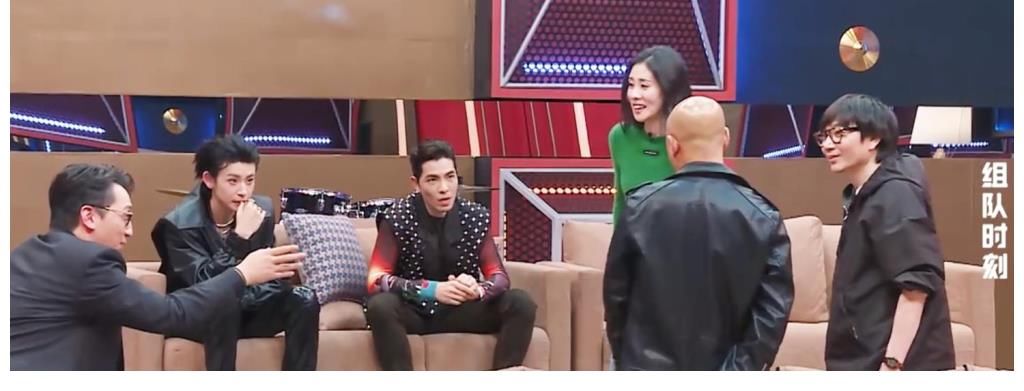《闪光的乐队》名场面不断:张碧晨成人之美,王靖雯获得最好资源