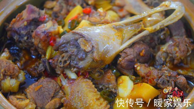 酸笋老鸭煲最好吃的做法,简单美味又下饭,看看你喜欢吃不