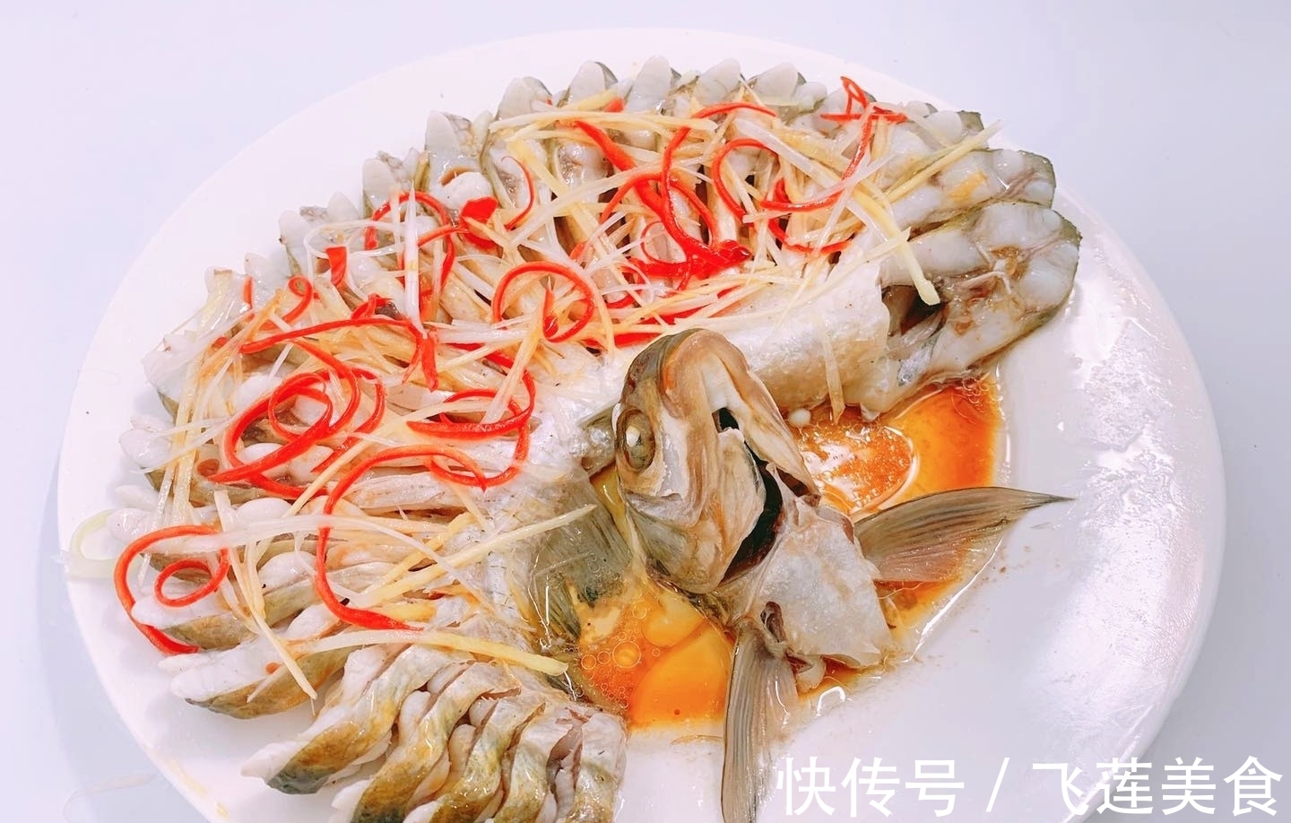 老姜|鱼肉最好吃的做法，不加一滴水，6分钟就出锅，全家都抢着吃