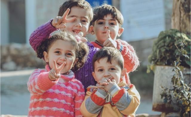 晓娅|37岁硕士宝妈的话让人泪目,说出很多人的心声“别学我生二胎”