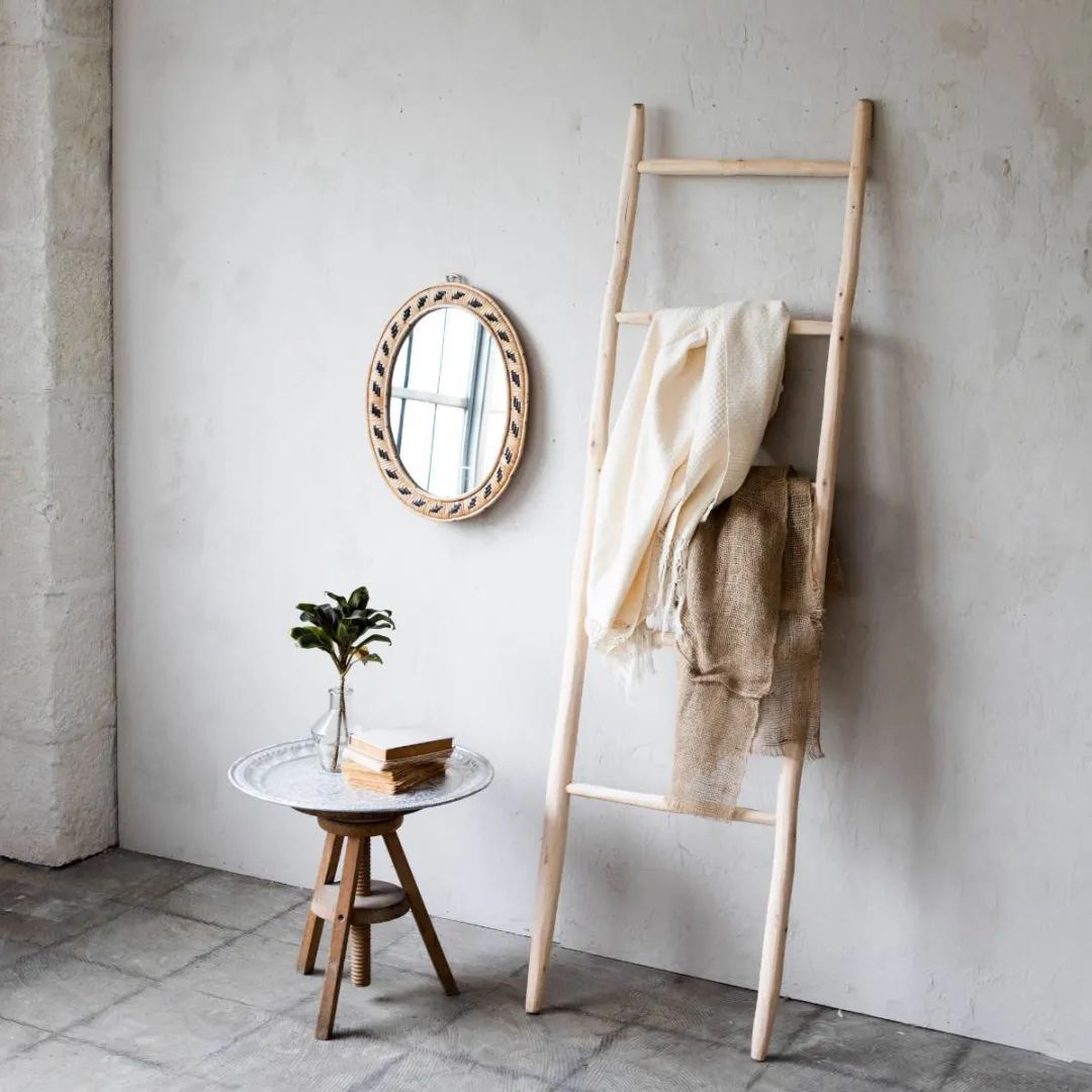 衣架|睡觉前、进门后脱下来的衣服放哪好别傻傻放沙发上了……