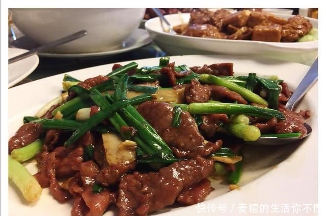 吃鸵鸟肉的人不多,为啥还那么多人养原来还有这些用途