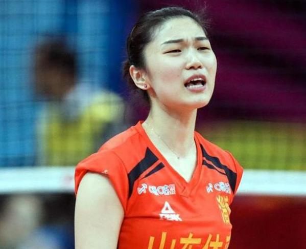 辽宁女排|三局完胜仍出局，山东女排和中国女排同病相怜，辽沪两队是赢家吗