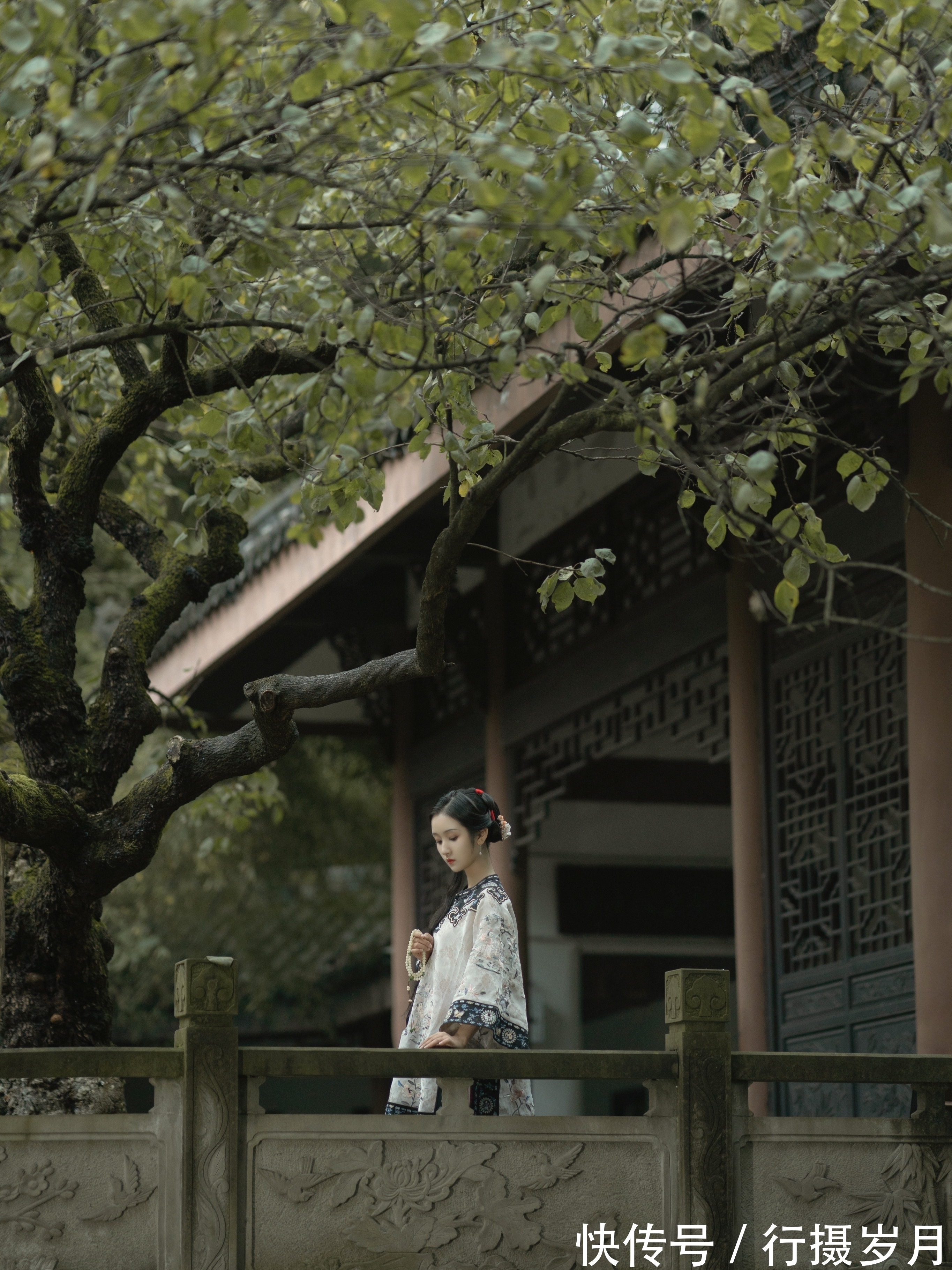 红尘梦@一缕相思一缕愁,寒烟锁翠楼