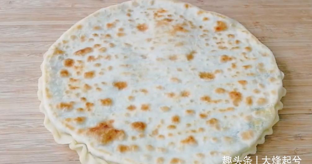 面团|菠菜最好吃的做法，不炒不凉拌，我家一周吃5次，上桌3斤不够吃