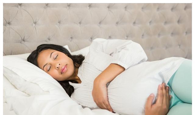 孕妈妈|孕期睡姿要注意,一定要左侧睡吗?这3点注意事项孕妈妈要知道
