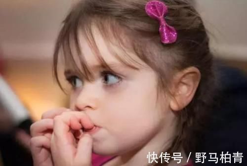 行为|孩子喜欢咬指甲,别认为是小事!这3个原因家长需了解,不要忽视
