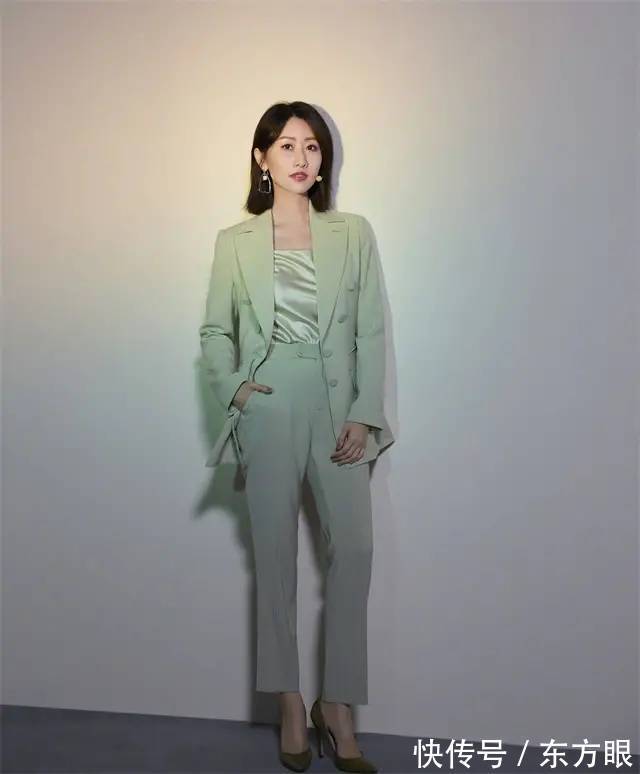 示范 中年女性高质量穿搭示范