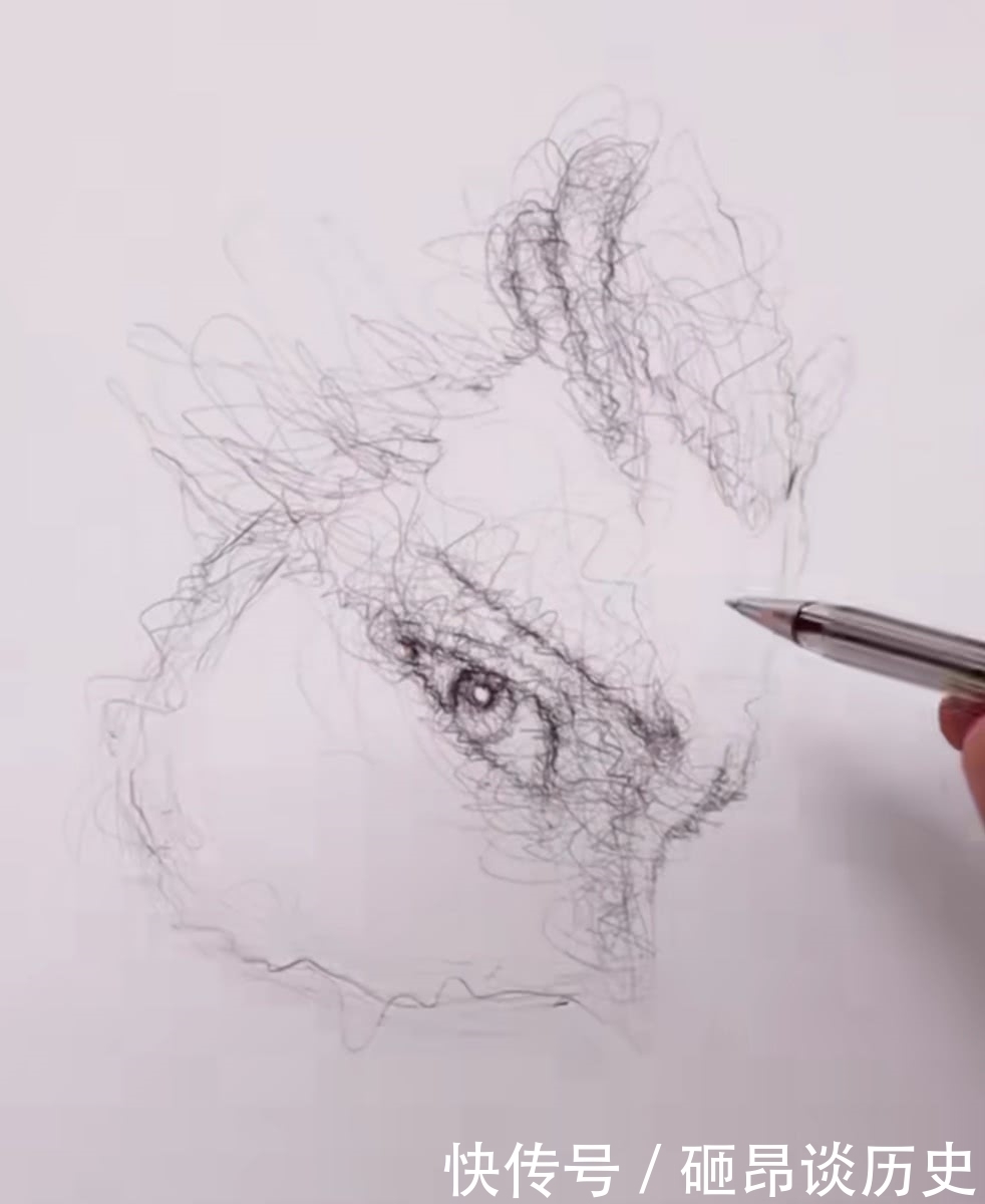 乱画|美术生乱画“敖丙”,被吐槽头发炸毛,成品一出:咋这么优秀?