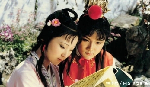 紫鹃为什么有贾宝玉的旧东西?抄检大观园时,她为何能幸免于难?