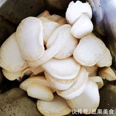 大厨|大厨教你这么做红烧素鸡,分分钟就可以学会