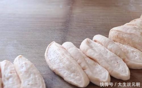 西红柿加2个鸡蛋,这样做连吃一周都不腻,无油无水,好吃又健康