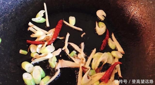 儿子身高180的秘密在这里,此菜含有丰富的钙质,长高不是问题