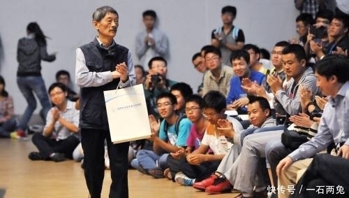 任正非|任正非指定代言人被人当农民拦下,不知这是美国眼中改变世界的人