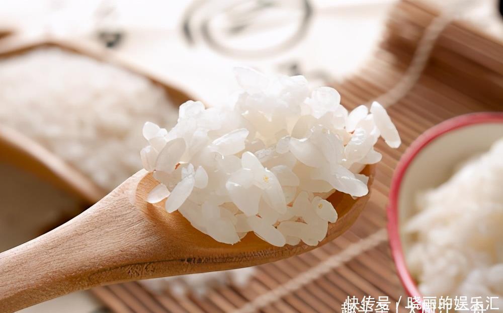 不错|熬白粥时,锅里只加水就不错了!大厨教你这3招,米粥黏稠又好喝