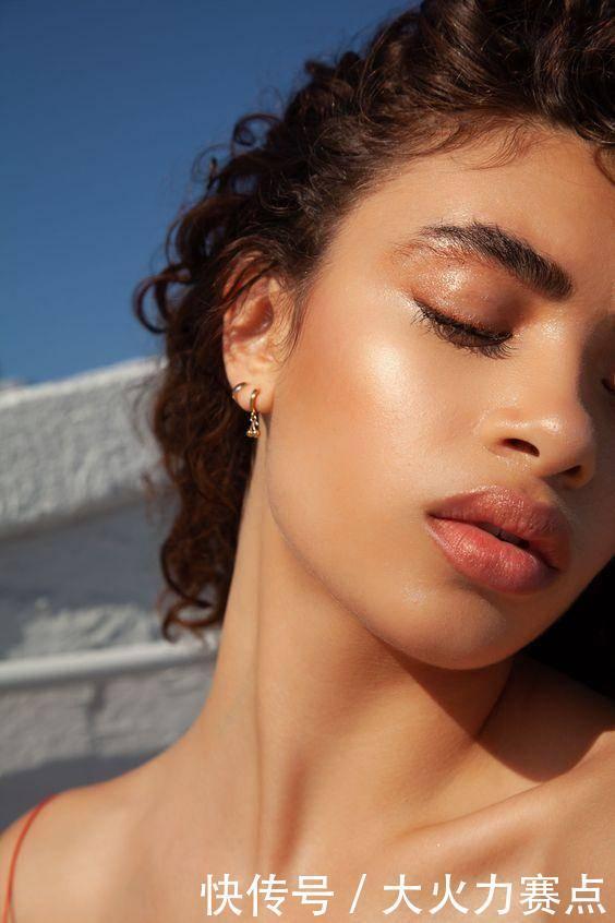 打造仙气必收的造光神器!高光用的好,不做医美也能拥有水光肌