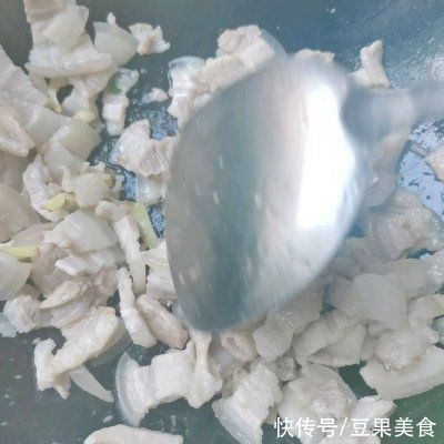 我奶奶教我的家常回锅肉的技巧，一定要加它才好吃