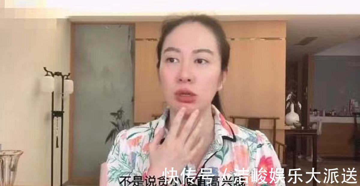 餐馆|客人点一桌菜，没来得及吃便有急事离开，一旁男子举动引网友点赞
