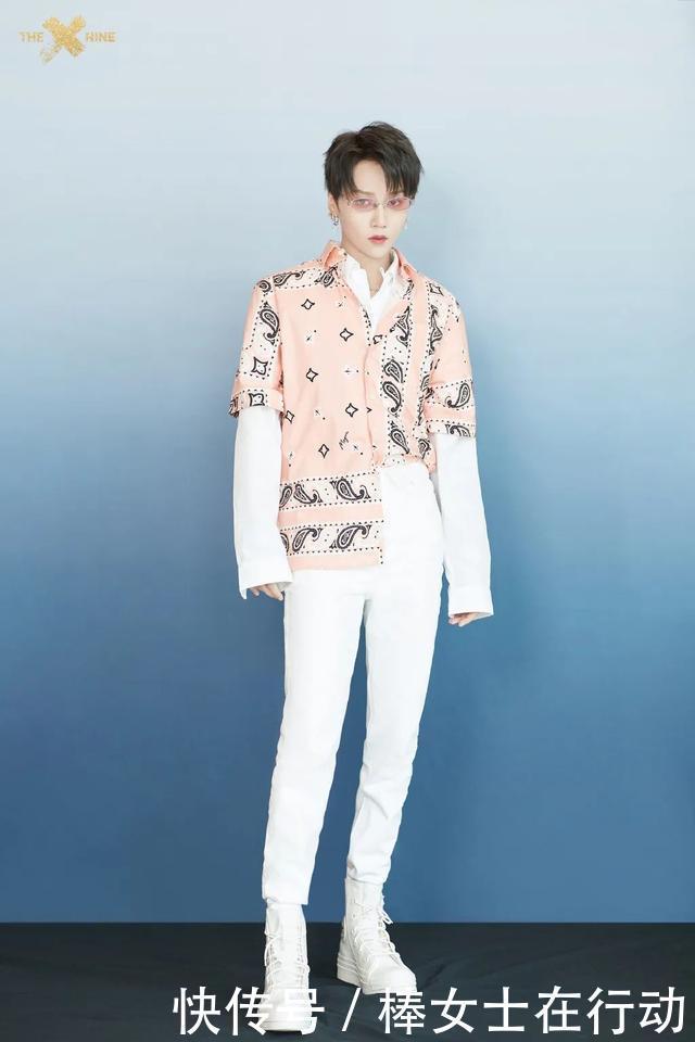 比刘雨昕舞蹈更IN的,是她的“无性别时尚”