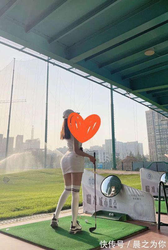 cindy|E杯胸、蚂蚁腰、蜜桃臀三连击！这个99年国产健身女神简直太撩了