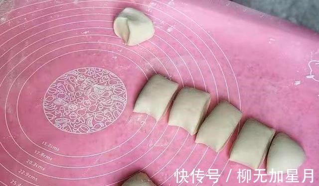 咩咩|大暑天做馒头再合适不过了,香甜宣软的紫薯馒头吃起来,营养美味!