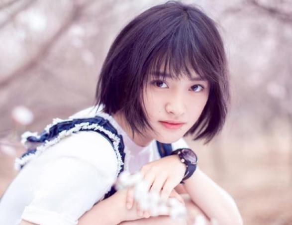 生下来就是“校花脸”的女生,普遍有4个“特性”,难怪吸引异性!