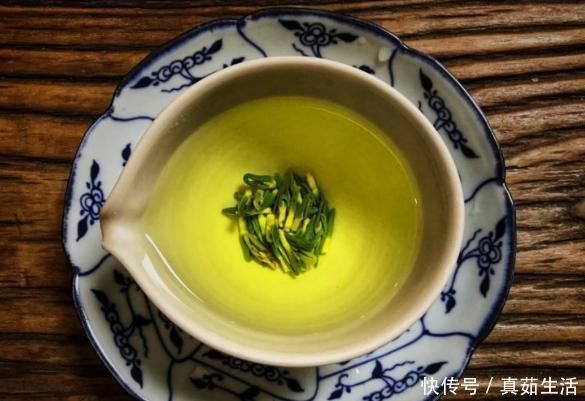 花果茶|长时间失眠的人,常喝3种水,躺下就睡着,一觉到天亮!