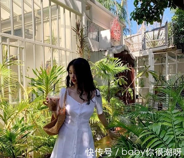 大胸 胸大的女生,穿裙子尽量远离这三种款式,又胖又壮!