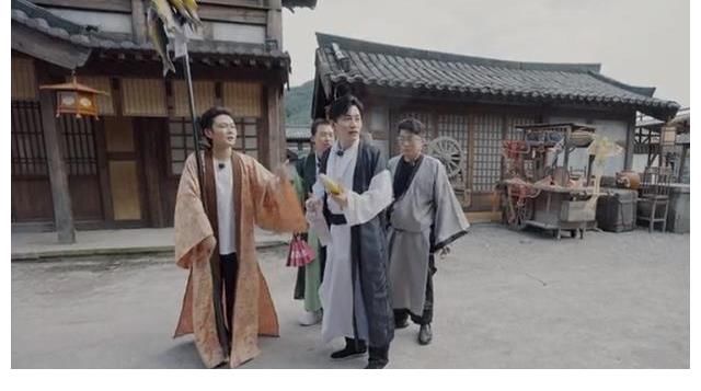 何九华|德云团综第八期,栾云平、何九华回归,张鹤伦因首鼠两端被抛弃