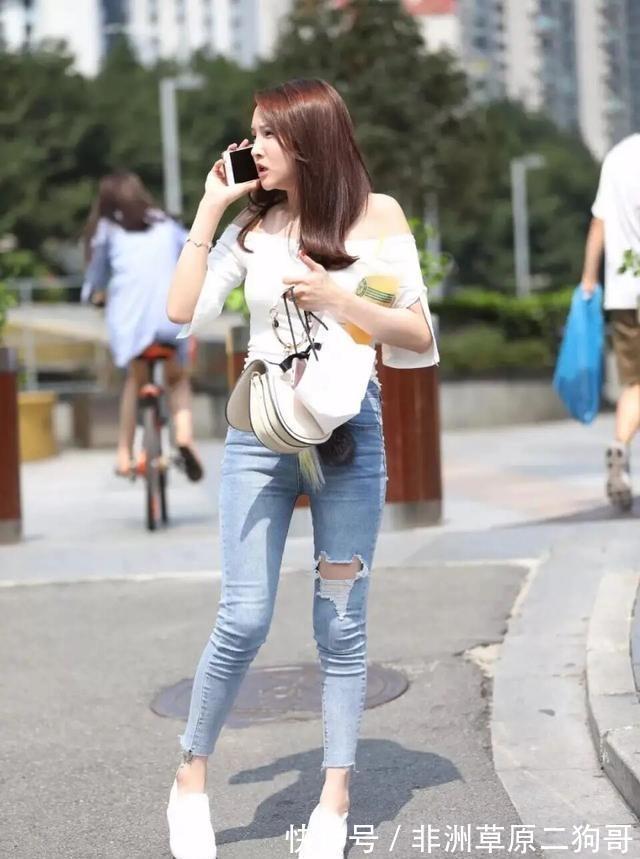 小姐姐|瑜伽裤的打扮开启时尚模式，穿起来更随意，营造女性魅力