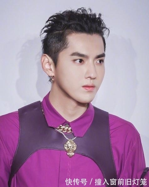 发际线|男人30岁以后,发型怎么剪才合适?试试这4款造型,时尚又魅力