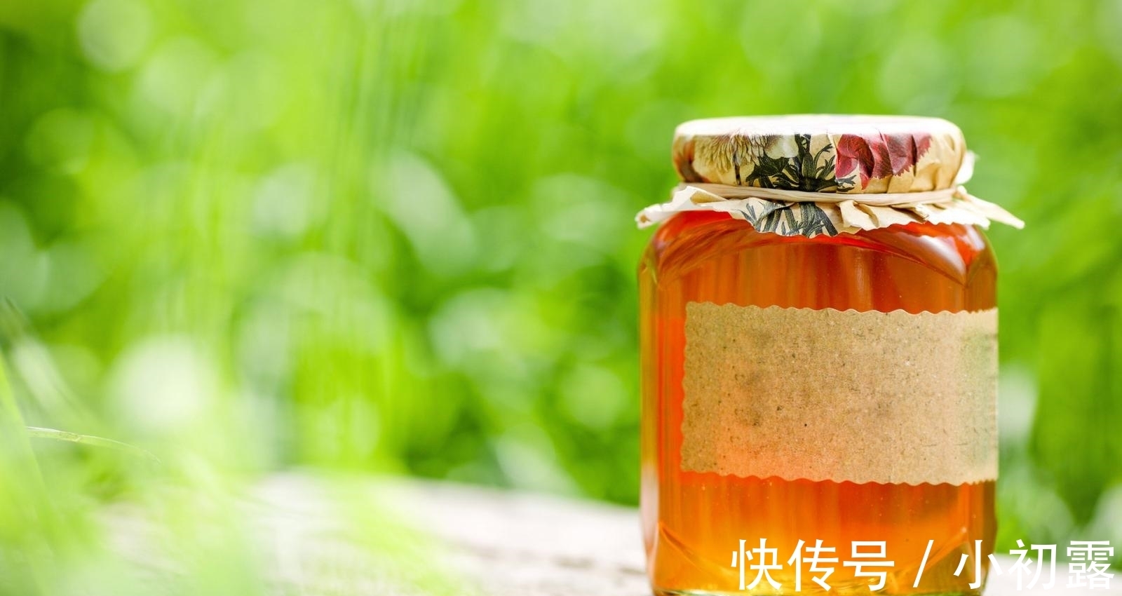 做法|自制柠檬蜂蜜水的做法和功效