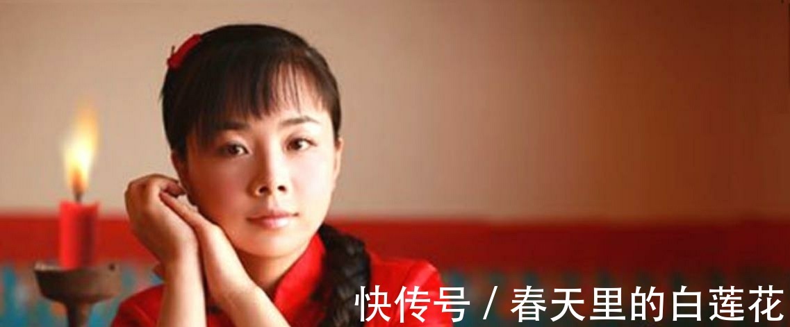 身份|凭《星光大道》爆红的王二妮,多重身份曝光后,网友:这哪是草根