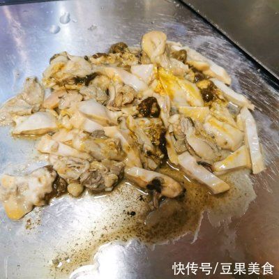 青菜炒蚌肉你这么做，好吃到停不下来