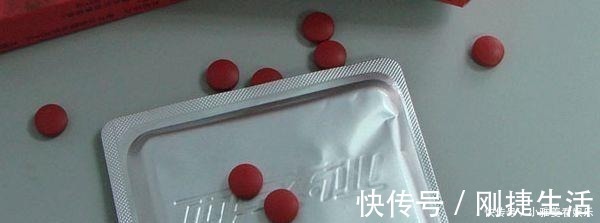 养花|家里“过期”小药片,养花是个宝,丢在盆里,比生根水还管用!