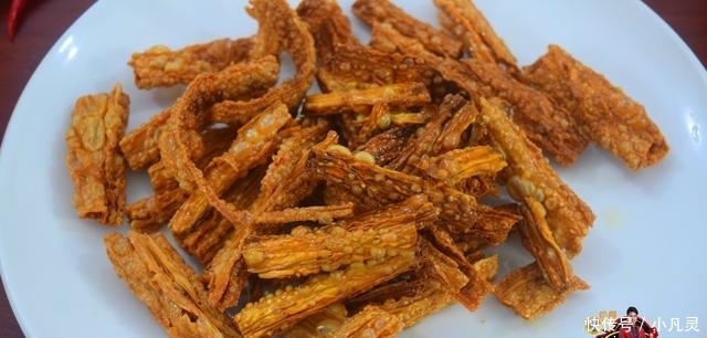 喜欢|木耳炒腐竹最好吃的做法,简单美味又下饭,看看你喜欢吃不?