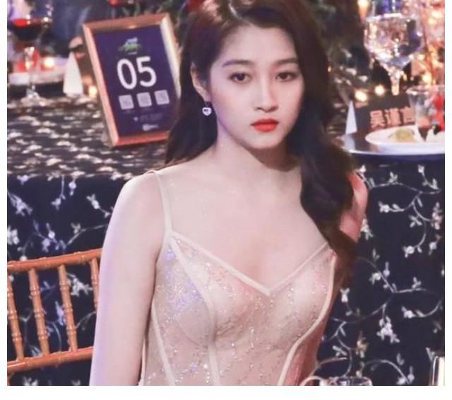 玩很大！实景还原凶案吓坏关晓彤，难怪陈赫看好这档综艺