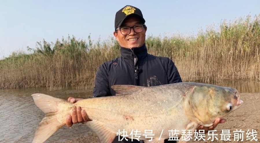 暗讽刘志强钓鱼不会打窝?钓王邓刚的言论引发“刘粉”质疑