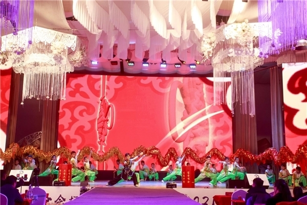 2021年中国民族春节联欢晚会青海分会场暨颁奖盛典在西宁举行