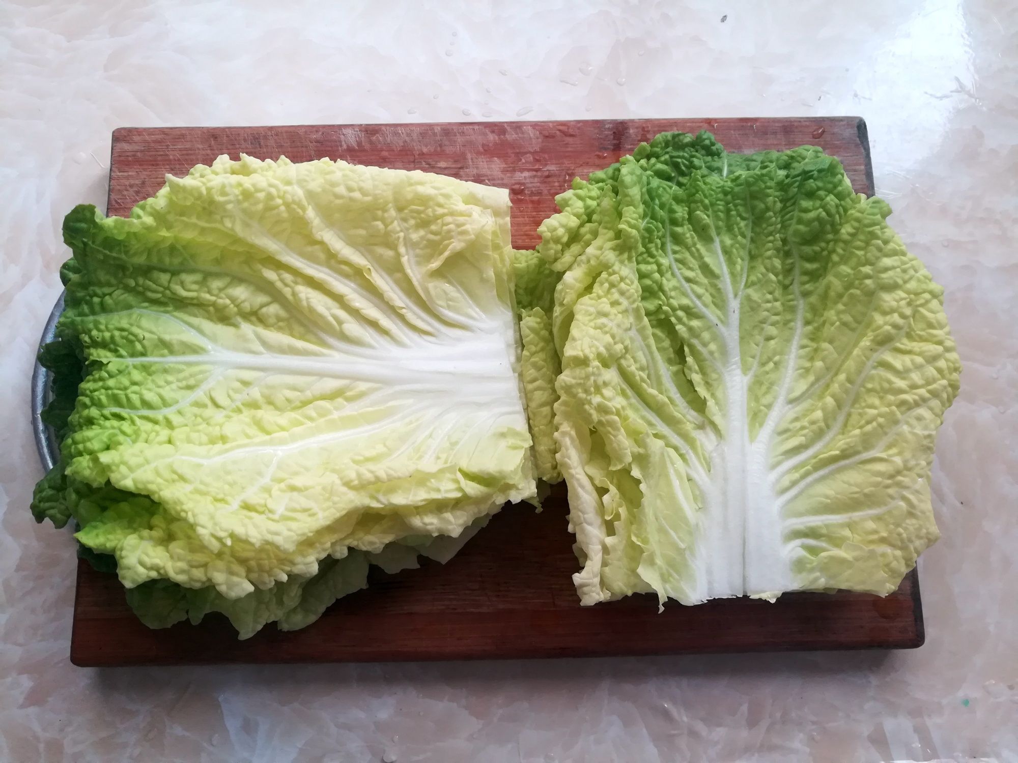 白菜和它是绝配，蒸10分钟出锅，营养好吃不上火，比大鱼大肉强