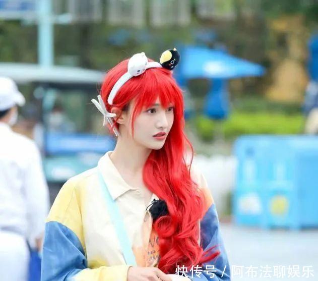  敷衍|玩游戏作弊，喝口水都作假，郑爽上节目太敷衍遭杨迪怒怼认真点！