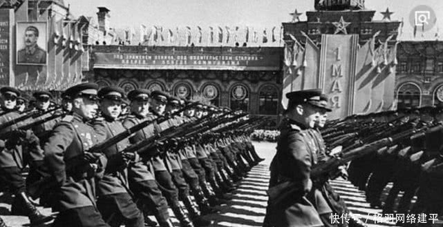 丘吉尔|德军败局已定,苏联为何抢先进攻柏林?苏联:谁不让我打,跟谁急