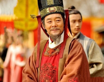 们分别|古代文官梦寐以求的称号,皇帝不轻易给,清朝仅8位大臣拥有