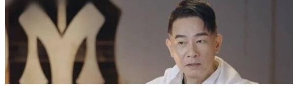 电话|《披荆斩棘》刚开播, 陈小春曝经常被谭咏麟电话吵醒, 原因笑翻全场