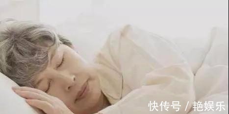 色氨酸|50岁以上的人每天睡几个小时合适如果满足这个数,已经很优秀了